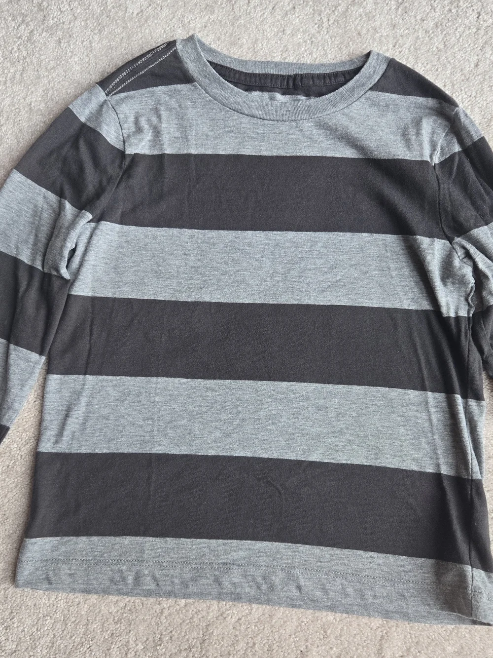 Old Navy Gray and Black Striped Long-Sleeve Tee